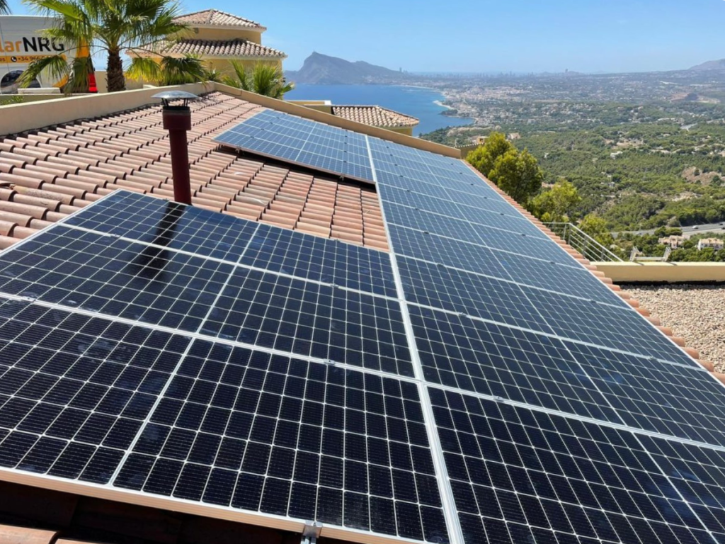 19x 460Wp solar panels - SolarNRG